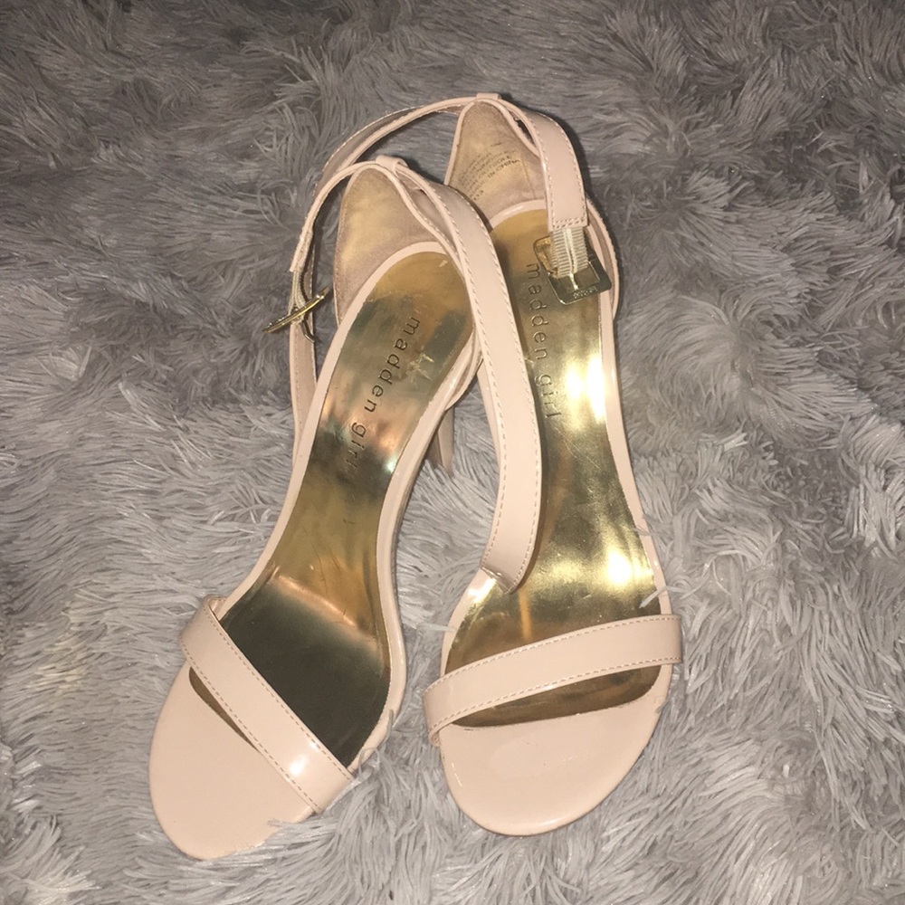 Mauve Heels
